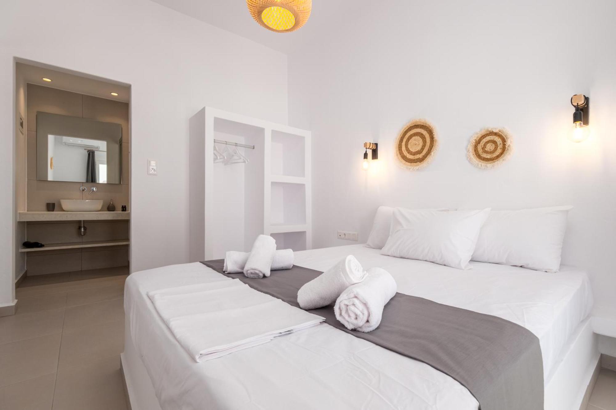 Althea Paros Aparthotel Náusza Kültér fotó
